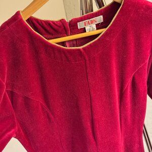 “Fads” brand vintage burgundy velvet maxi dress with gold trim